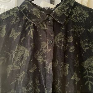 Cropped boxy button down